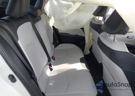 2016 Toyota Prius Three Touring z USA, uszkodzony, nr VIN JTDKARFU8G3508911